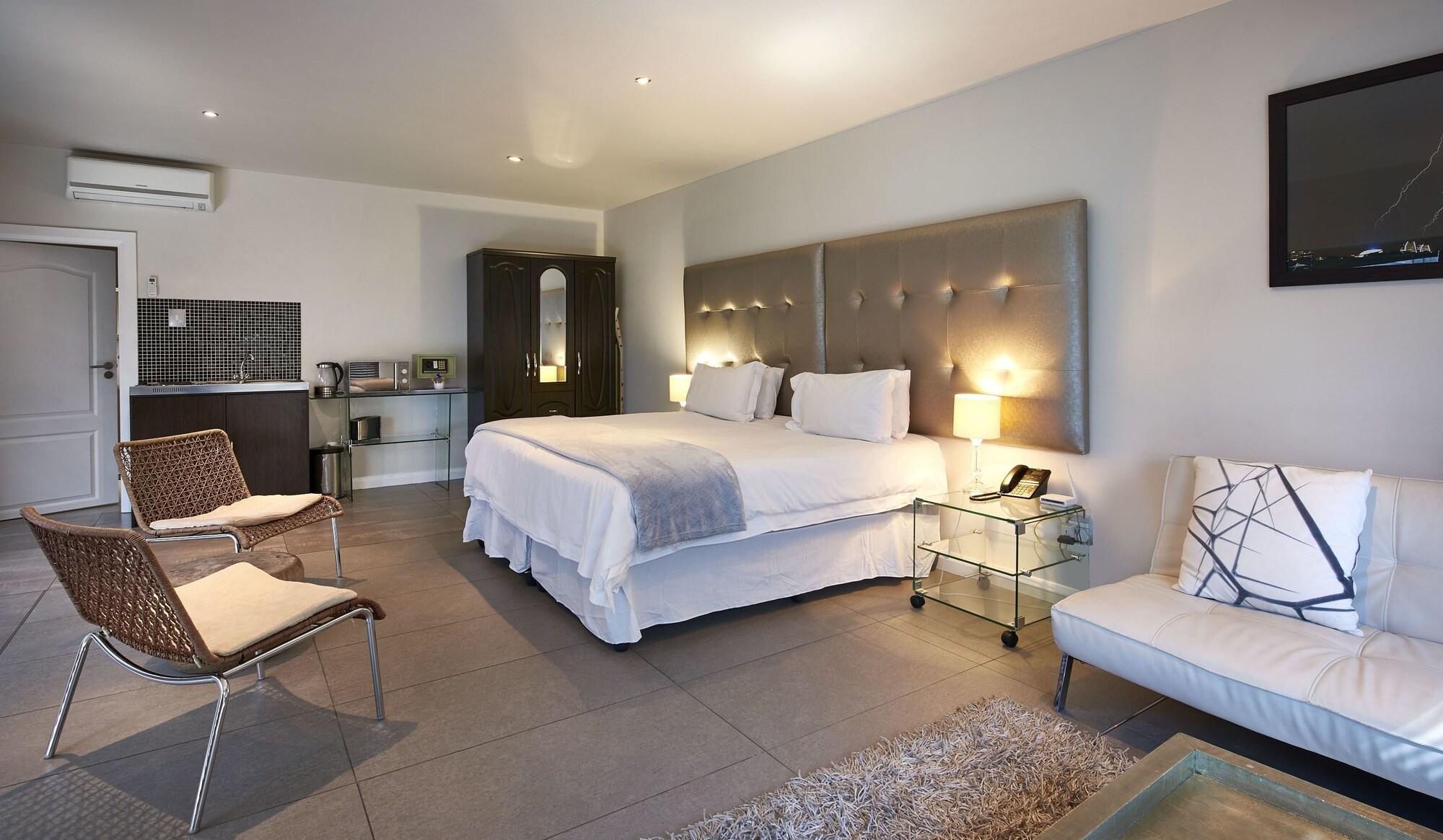 Dynasty Forest Sandown Self Catering Hotel Йоханнесбург Экстерьер фото